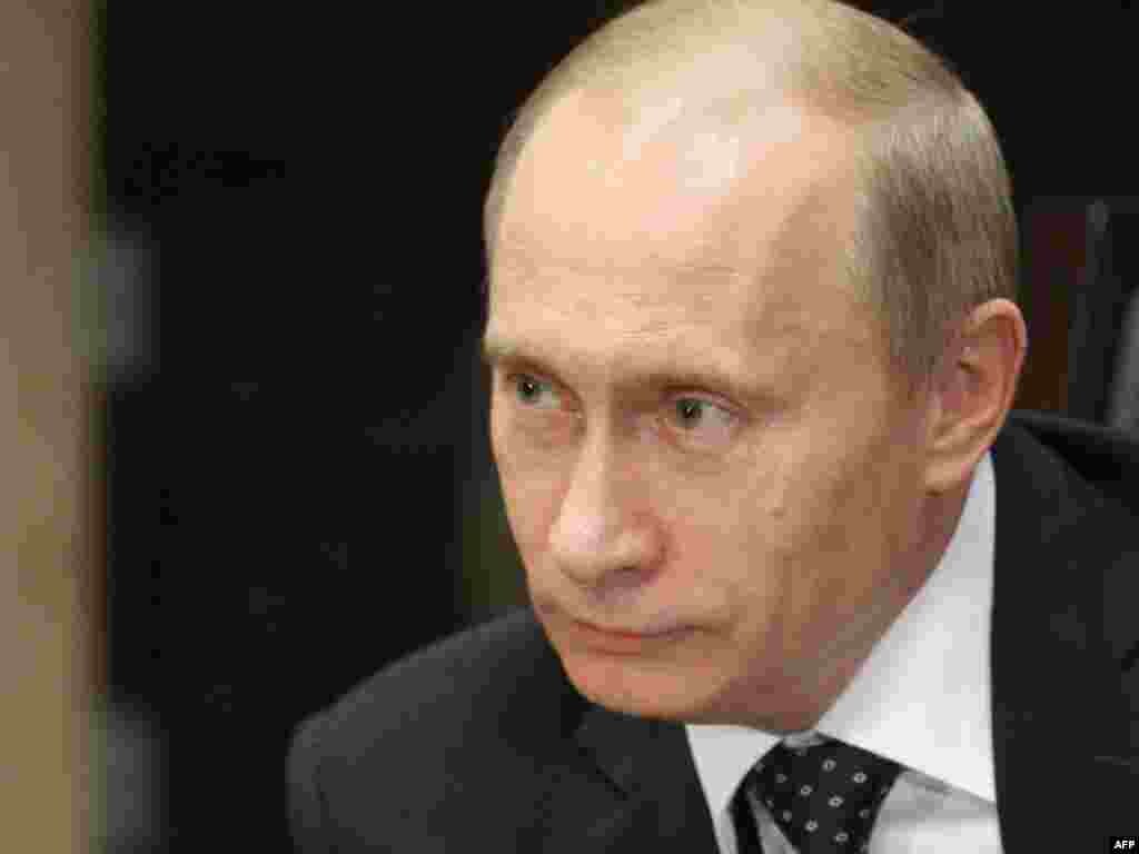 30 tetor '09 - Kryeministri i Rusisë, Vladimir Putin, ka thënë se Ukrania përsëri mund të ketë probleme me furnizimin me gaz dhe përsëri për shkak të mospagesës. Putin ka theksuar se edhe Bashkimi Evropian nuk i ka akorduar ndihmën Ukrainës, sepse nuk ia dha Kievit paratë e premtuara. 