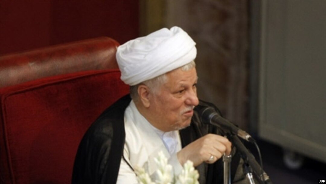 اکبر هاشمی رفسنجانی روز سه شنبه با ۴۱ رای در مقابل ۳۴ رای احمد جنتی به عنوان رييس اين مجلس انتخاب شد.