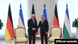 د جرمني ولسمشر فرانک والټر شټاین مایر او د ازبکستان ولسمشر شوکت میرضیایف په تاشکند کې