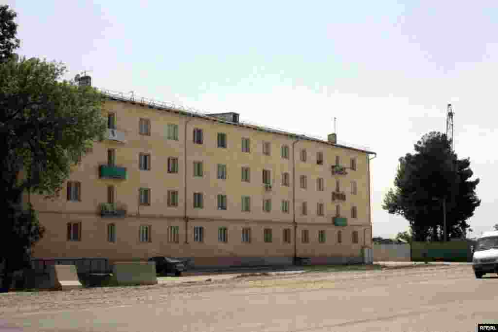 Бомпӯшиҳои рангини Душанбе #74