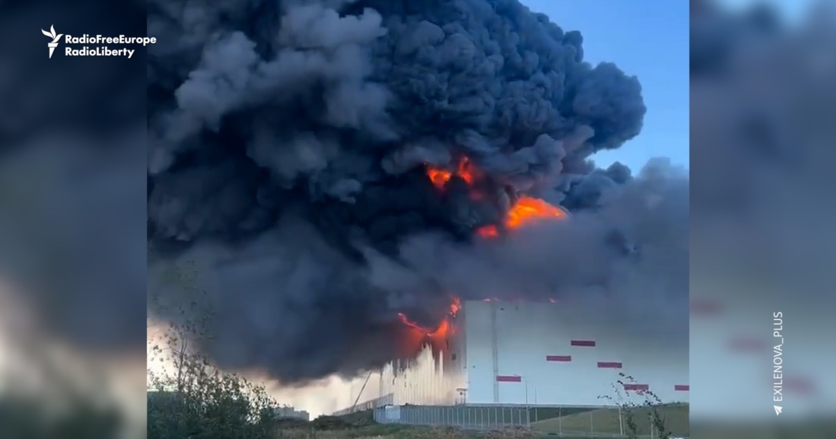 Ukrainian Drones Strike 'Russia's Amazon' Near St. Petersburg