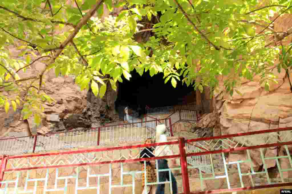 Naxçıvanda sirli "Əshabu-Kəhf" mağarası #9