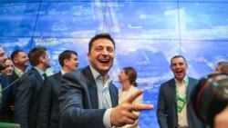 “ყველაფერი შესაძლებელია” - კომიკოსი ზელენსკი დიდი უპირატესობით გახდა უკრაინის პრეზიდენტი