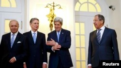 Laurent Fabius, Philip Hammond, John Kerry i Sergei Lavrov u Beču 24. novembra