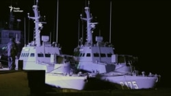 Зламався літак: Зеленський вночі зустрічав українські кораблі (відео)