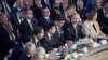 Президент Украины Владимир Зеленский (в центре) выступает на саммите «Крымской платформы» 23 августа 2021 года в Киеве. В этом году саммит запланировано провести также 23 августа в режиме онлайн