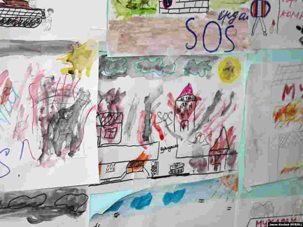 Ўшлик ўзбек болалар чизаëтган бугунги суратлар