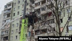 რუსული დრონით დარტყმის შედეგად დანგრეული სახლი ქალაქ სუმიში. 2025 წლის 30 იანვარი