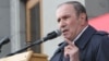 Armenia - Opposition leader Levon Ter-Petrosian addresses a rally in Yerevan, 1Mar2014.