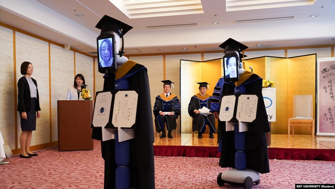 'New me' roboti koji zamjenjuju diplomiranog studenta u Japanu,april 2020.