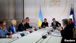 "İstəklilər koalisiyası"nın Paris toplantısı