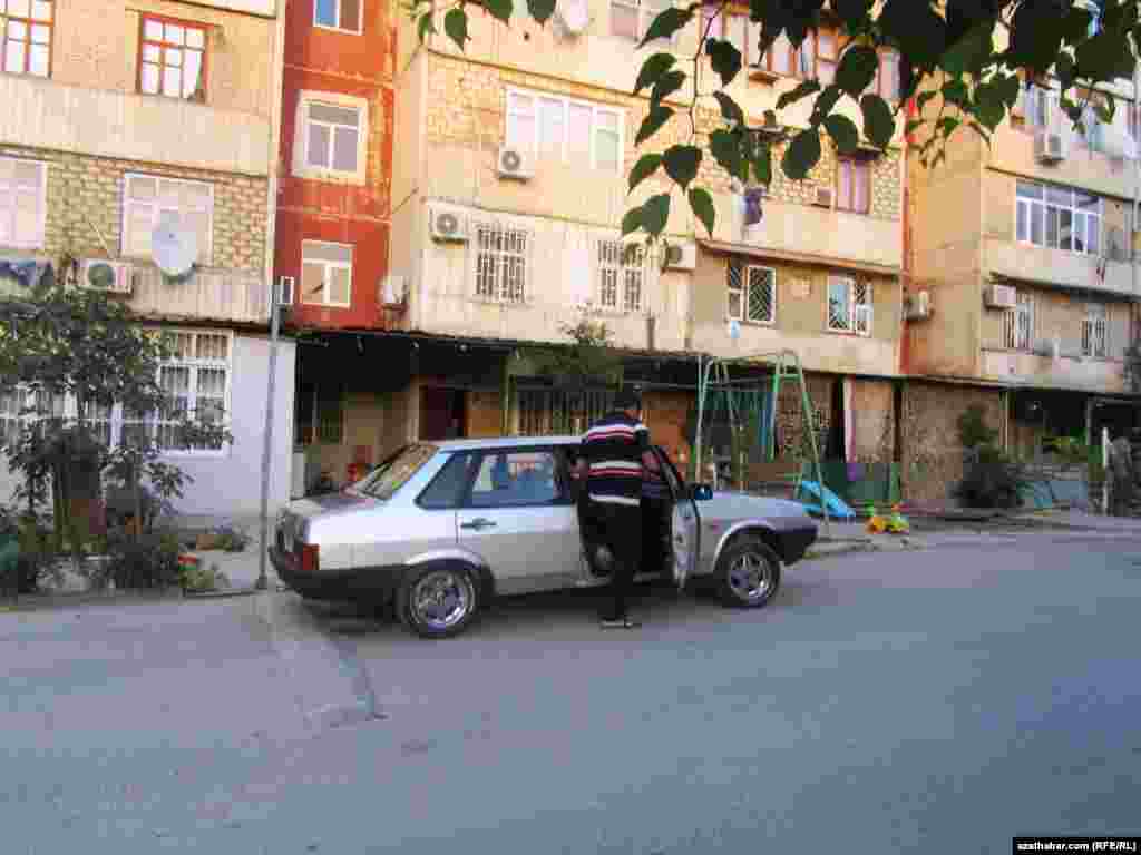 "&Ccedil;yra&ccedil;y"