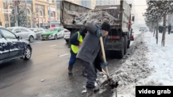 Яке аз хиёбонҳои Душанбе