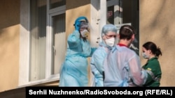 Найбільше інфікованих медпрацівників – 126 – у Чернівецькій області