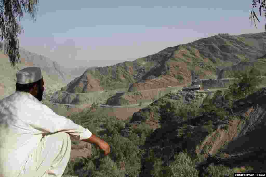 Pakistan - NATO konvoj na granici ka Afganistanu, 4. juli 2012. 