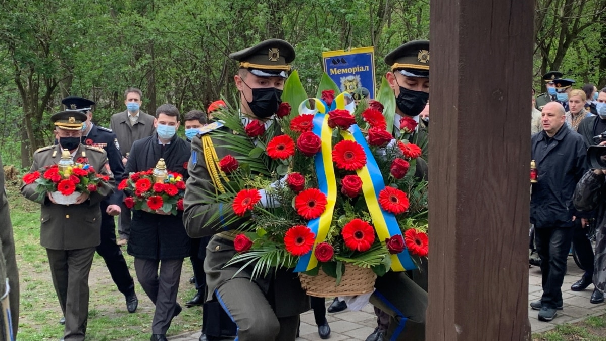 У День пам’яті і примирення у Львові зібрались на місці колишнього концтабору