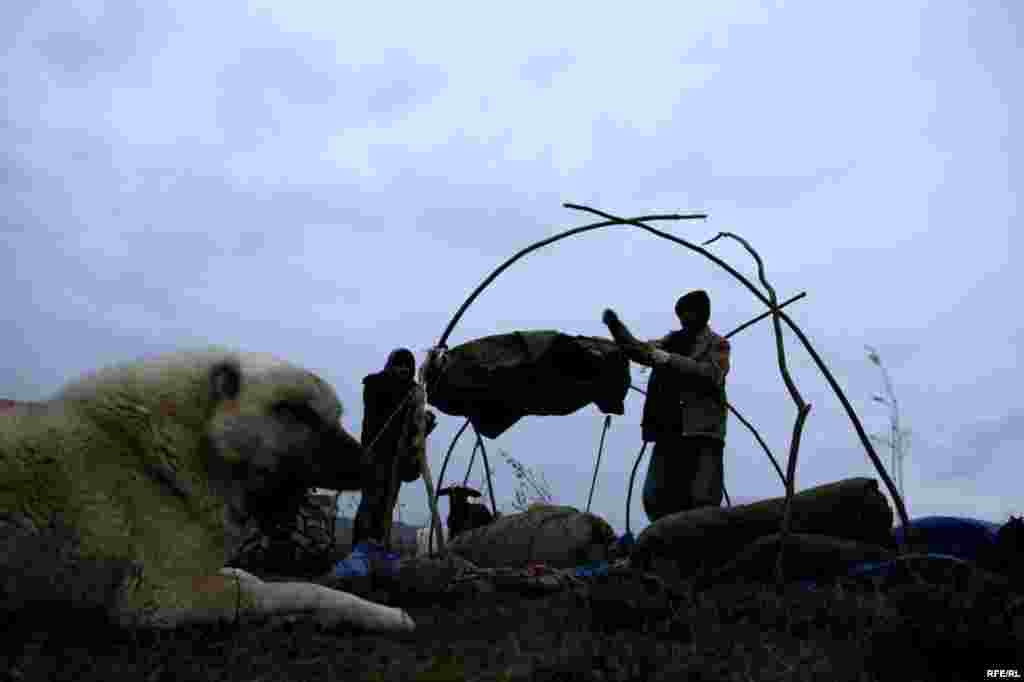 Кавказ тауларындагы борынгы Хыналык авылы #19