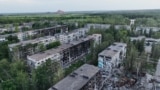 Від околиць Покровська до лінії фронту залишається 3-5 км, але просування російських військ там здебільшого зупинене. На фото: Покровськ, травень 2025 року