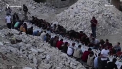 Сирия: ифтар на руинах города Атареб