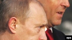 Какое наследство во внешней политике оставит Путин преемнику? Президенты России и Болгарии на официальной встрече в Софии.