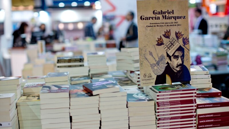 قصه «زنان جذاب» مارکز و «چاقو»یی که رشدی به کتاب تبدیلش کرد