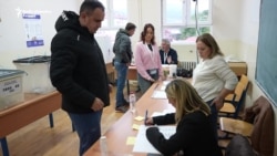 Glasanje u Severnoj Mitrovici i Zvečanu
