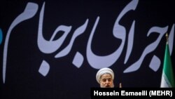 حسن روحانی در مراسم اجرایی شدن برجام در ۲۹ دی ماه ۹۴ در تهران