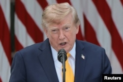 Доналд Трамп мегӯяд, ин чораҳо ба тақвияти амнияти дохилӣ равона шудаанд