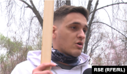 Aleksa na protestu u Beogradu, 15. marta 2025.