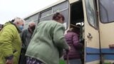 З 2014-го там не їздили маршрутки: у віддалених селах Луганщини запустили безкоштовний автобус – відео