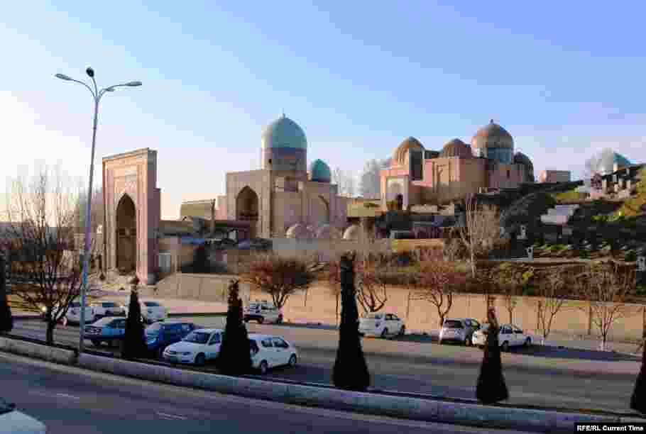 Uzbekistan - Old and new photos of Samarkand