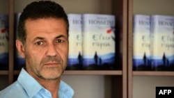 Khaled Hosseini "And the Mountains Echoed" romanını Milanda təbliğ edir, 17 oktyabr 2013