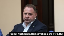 უკრაინის პრეზიდენტის ოფისის ყოფილი ხელმძღვანელი ანდრი ერმაკი სასამართლო სხდომაზე. 12 მაისი, 2026 წელი