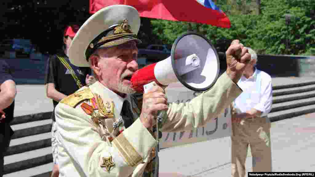 Під час акції під стінами Верховної Ради АРК