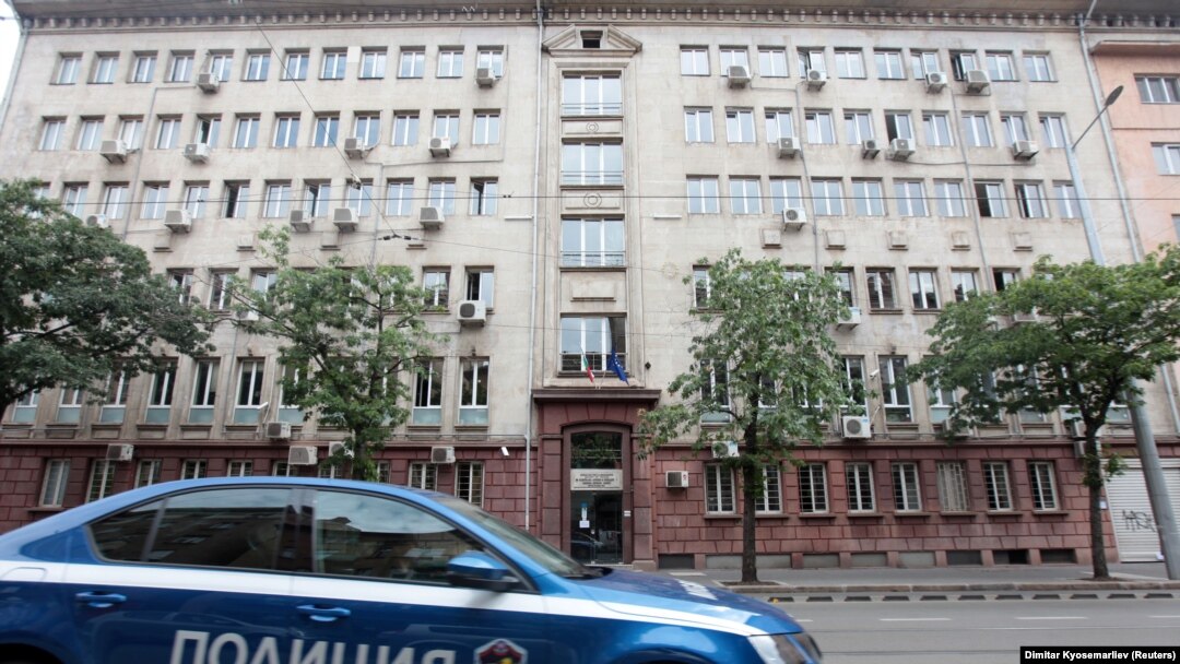 Românul Dorin Iordache, care s-a prezentat ca director al firmei Fitodep Viridiana, înființată de un apropiat al lui Liviu Dragnea, se află în arest la Sofia de patru luni.