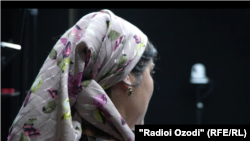 Дилафрӯзи Хуршед иддао дорад, ки “бо хатои духтурон” дигар фарзанддор намешавад