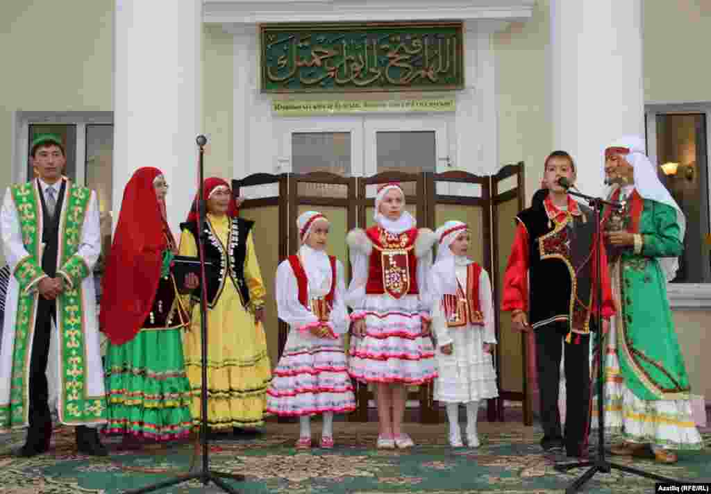 &ldquo;Ихлас&rdquo; каршындагы башкорт фольклоры төркеме 