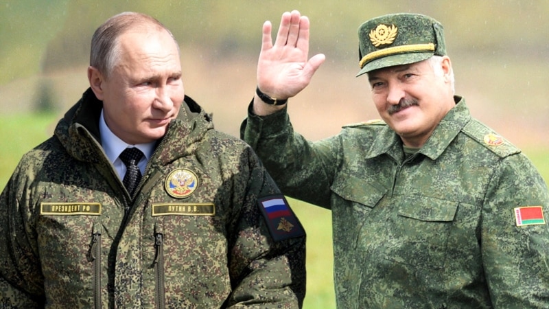 Лукашенко заявил, что в случае угрозы безопасности в Беларусь "введут российские войска"