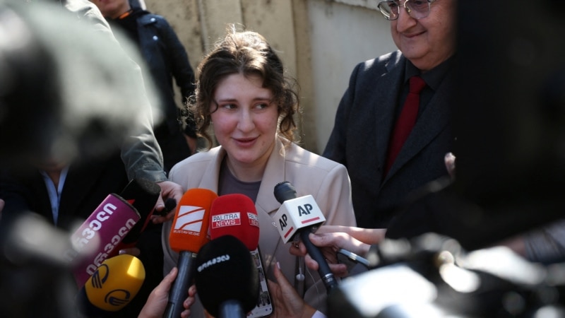 Georgian Court Releases Pregnant British Teenager In Drug Trafficking Case