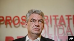 Colegii europarlamentarului PSD Mihai Tudose au fost instruiți despre cum să discute despre acuzațiile de hărțuire care i se aduc.