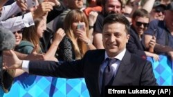 Zelenski prilikom dolaska na inauguraciju, 20. maja u Kijevu