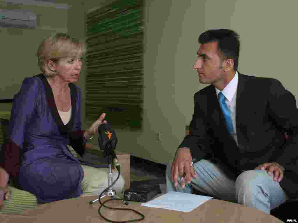 Norwegian Defense minister Strem Frikson speaks at a press conference today in Kabul Afghanistan September 27, 2009. - Kabul.Norwegian Defense minister Strem Frikson speaks at a press conference today in Kabul Afghanistan September 27, 2009.