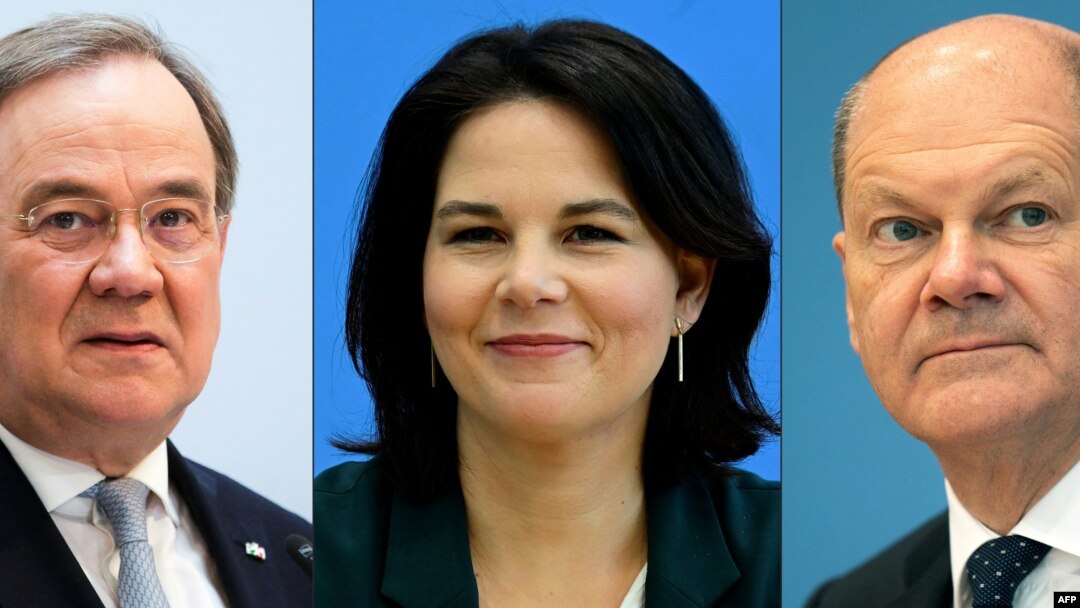 Olaf Scholz (dreapta) este principalul candidat în cursa pentru viitorul cancelar al Germaniei. Alături de el se află Armin Laschet (stânga), candidatul nominalizat de Uniunea Creștin Democrată, și Annalena Baerbock (centru), candidată din partea Partidului Ecologic German.