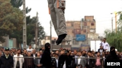 Human rights experts say there appears to have been a steadily increasing rate of hangings in Iran since the summer of 2013.