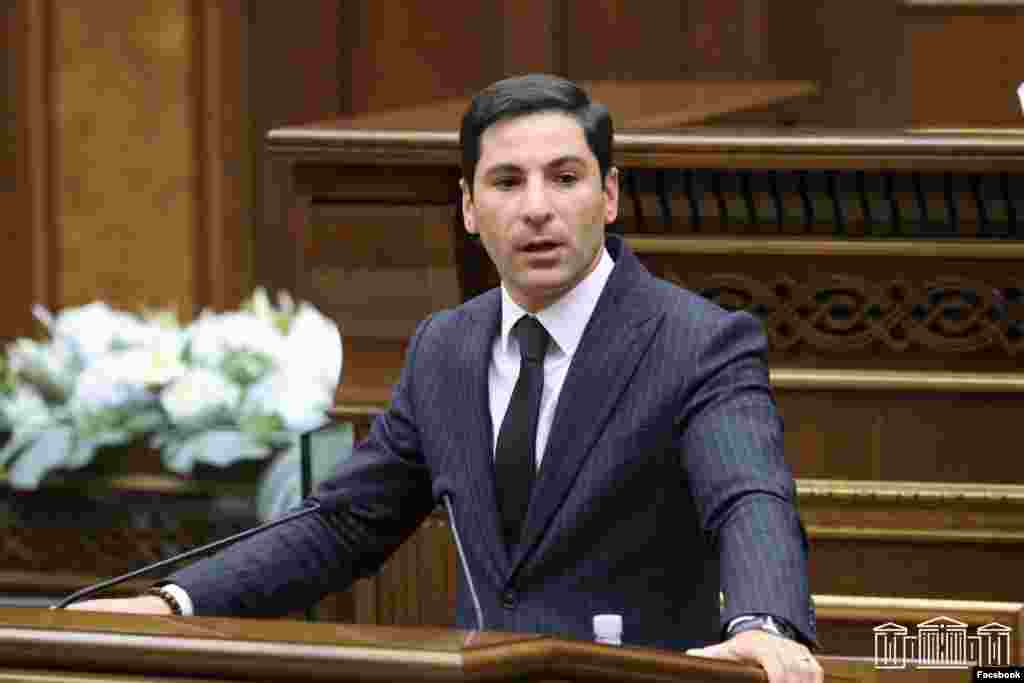 Գարիկ Սարգսյանը ևս առաջադրվել է Տարածքային կառավարման հանձնաժողովի նախագահի պաշտոնի համար: