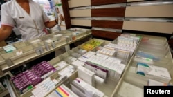 Prema ocjeni farmaceutske kompanije Bosnalijek, promet na tržištu lijekova u Bosni i Hercegovini godišnje iznosi blizu 700 miliona maraka (oko 350 miliona eura)