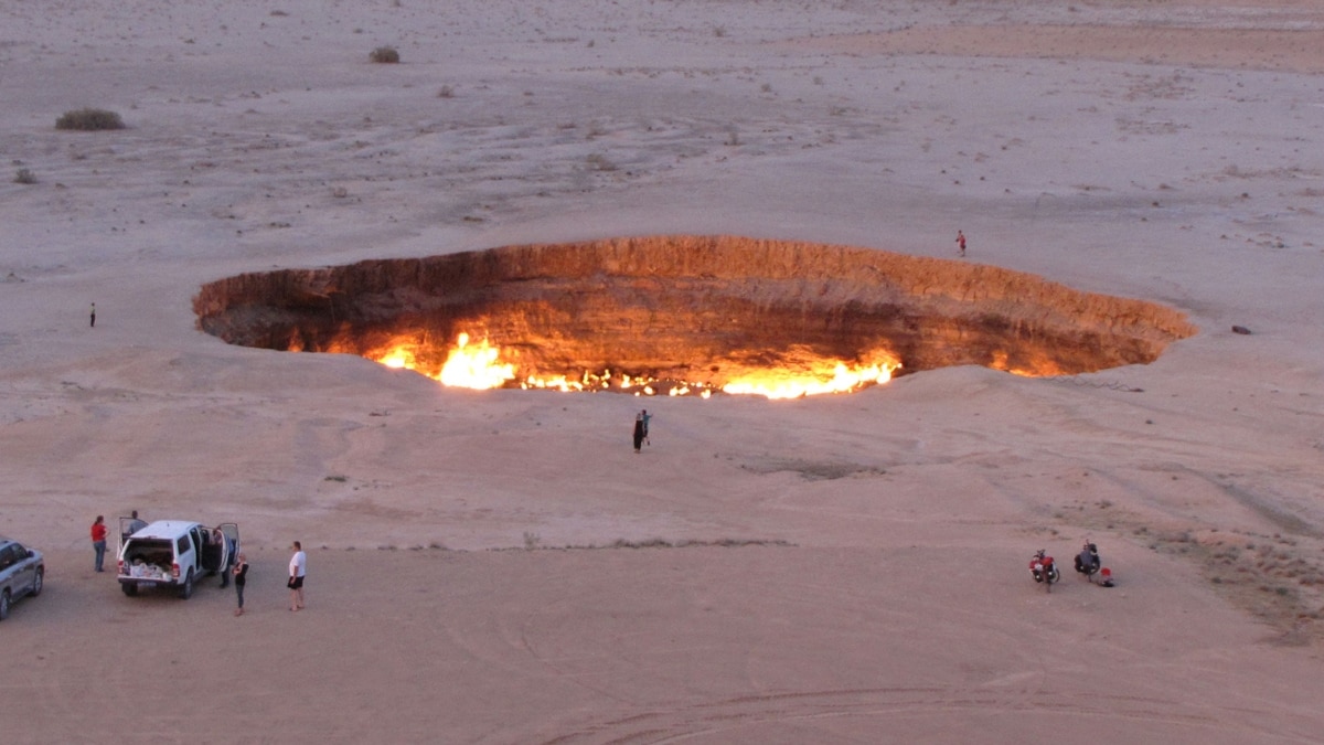 Turkmenistan Mulls End Of 'Gates Of Hell' Gas Flare