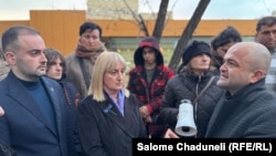 გიგა ავალიანის ბიძა, ირაკლი კუპატაძე პროკურატურის თანამშრომლებს ესაუბრება