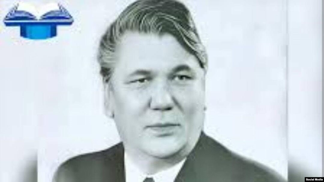 Порно ақшаны оның қынапшасына жасырды Үлкен кеудесі бар жетілген орыс әйелінің порносы