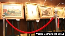 "Ciobănaşul" de Nicolae Grigorescu (centru)